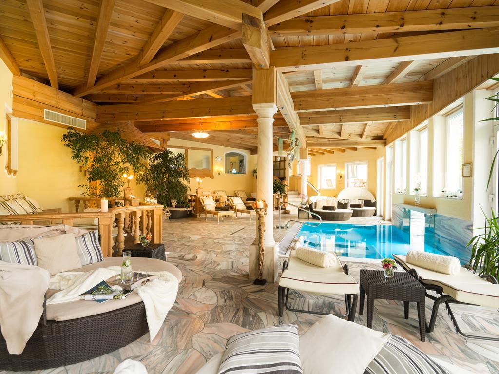 Landhotel Eichingerbauer Мондзее Экстерьер фото