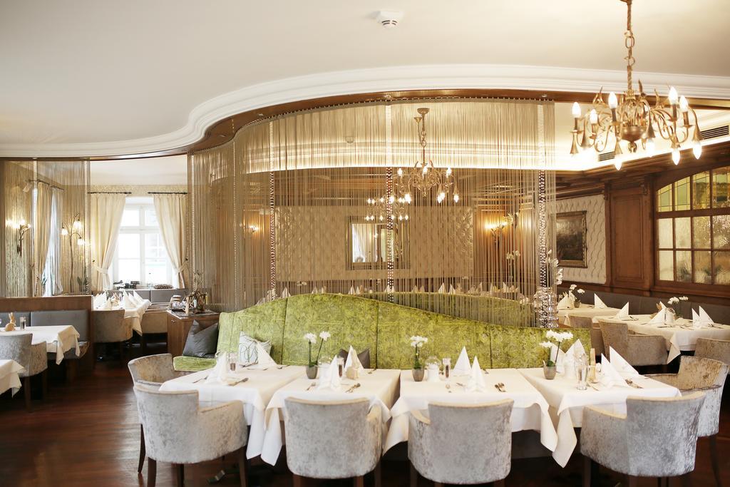 Landhotel Eichingerbauer Мондзее Экстерьер фото