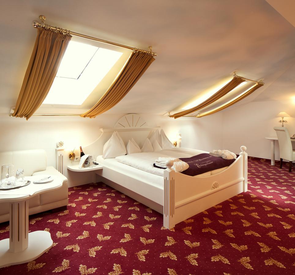Landhotel Eichingerbauer Мондзее Экстерьер фото